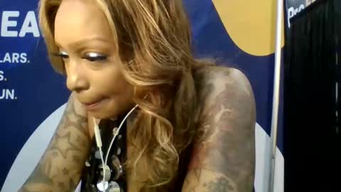 Tammygold online show from October 26, 2025, 6:14 pm