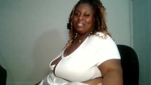 Tamya Jay online show from February 6, 2025, 3:20 pm