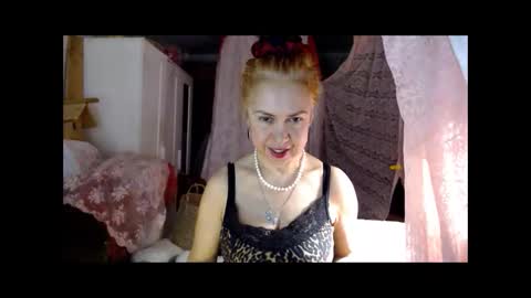 Milena online show from February 15, 2026, 10:17 pm