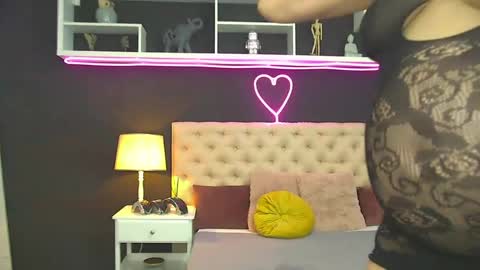 Tania Karevina online show from May 15, 2026, 6:31 am