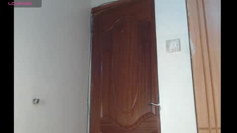 tania online show from February 1, 2026, 9:24 pm