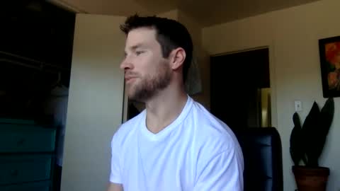 Dr. Love online show from November 26, 2025, 3:35 pm