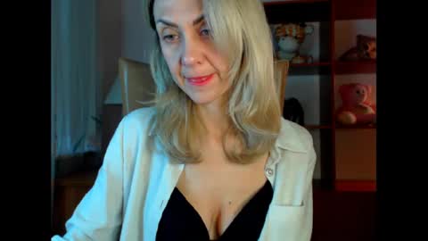 Snapshot of tanya6547 chatting on December 18, 2024, 8:42 am tanya online show from December 18, 2024, 8:42 am