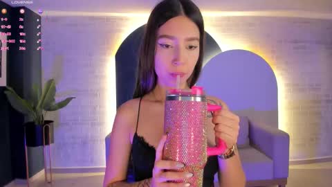 Tara Lawrence online show from November 29, 2025, 4:15 am