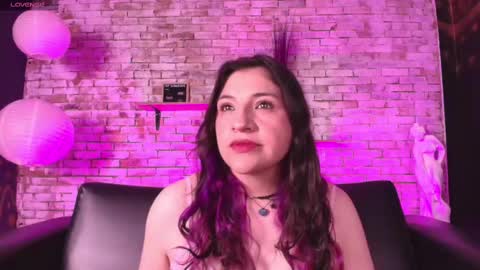 Tara online show from November 15, 2025, 7:10 pm