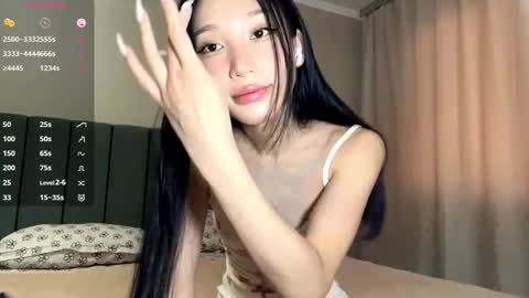 Snapshot of tashinadoncaster chatting on September 13, 2025, 7:19 am Viola online show from September 13, 2025, 7:19 am