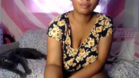 Snapshot of tasteekitty chatting on September 11, 2025, 9:37 pm Tastee Kitty online show from September 11, 2025, 9:37 pm