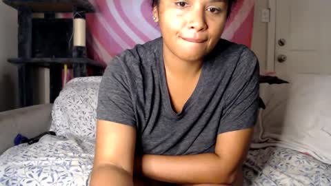 Snapshot of tasteekitty chatting on September 28, 2025, 1:44 am Tastee Kitty online show from September 28, 2025, 1:44 am
