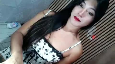   online show from November 3, 2025, 2:18 pm