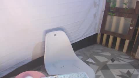 tasteofinnocentxx online show from October 10, 2025, 1:37 am