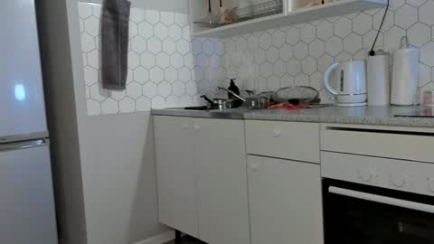 Tate online show from December 15, 2024, 7:31 pm