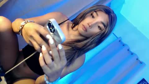 Snapshot of tatiana_wilton chatting on June 18, 2026, 2:43 pm ANDREA online show from June 18, 2026, 2:43 pm