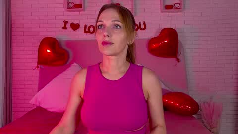 Snapshot of tatibugati chatting on February 12, 2026, 6:19 am TatiBugati online show from February 12, 2026, 6:19 am