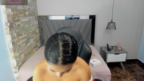 Snapshot of tatigold2 chatting on January 10, 2026, 12:18 pm T A T I online show from January 10, 2026, 12:18 pm