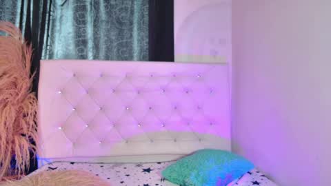 Snapshot of tatixxxvega chatting on May 4, 2026, 6:04 pm tatix online show from May 4, 2026, 6:04 pm