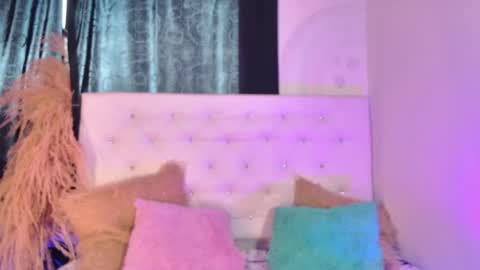 Snapshot of tatixxxvega chatting on May 18, 2026, 6:58 pm tatix online show from May 18, 2026, 6:58 pm