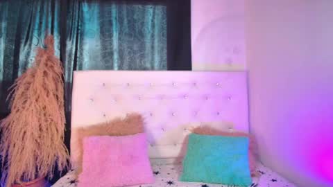 Snapshot of tatixxxvega chatting on May 29, 2026, 7:23 pm tatix online show from May 29, 2026, 7:23 pm