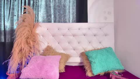 Snapshot of tatixxxvega chatting on June 4, 2026, 6:58 pm tatix online show from June 4, 2026, 6:58 pm