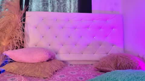 Snapshot of tatixxxvega chatting on June 24, 2026, 6:51 pm tatix online show from June 24, 2026, 6:51 pm