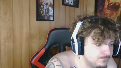 TattedDamienn online show from March 11, 2026, 1:17 pm