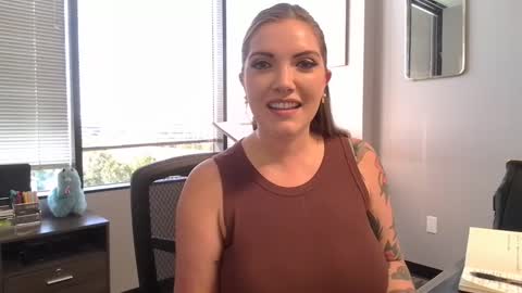 La Sirena online show from October 8, 2025, 3:09 pm