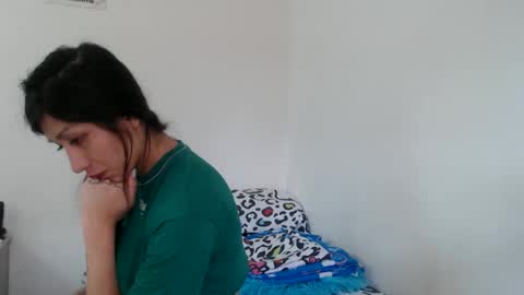 tatto_smoke_couple online show from May 11, 2026, 3:29 pm