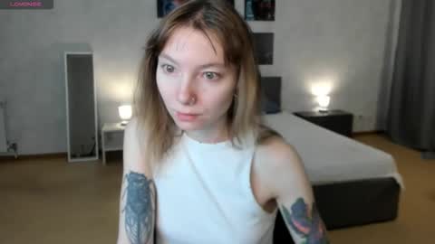 tattoo_artbaby online show from November 18, 2025, 1:33 am