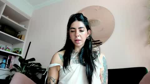 Snapshot of tattoo_ninja_kitty chatting on June 9, 2026, 11:55 am Nathalie Hardy online show from June 9, 2026, 11:55 am