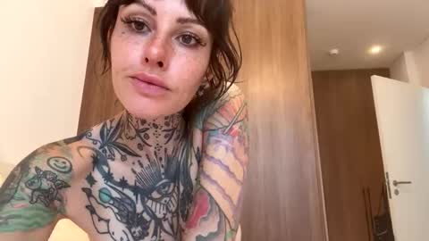 tattooedlucy_ online show from April 14, 2026, 5:57 am