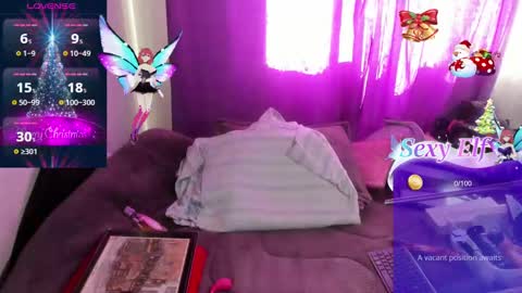 Snapshot of taty_stone chatting on December 18, 2024, 1:34 pm tatta online show from December 18, 2024, 1:34 pm