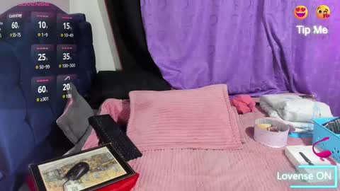 Snapshot of taty_stone chatting on February 24, 2025, 11:43 am tatta online show from February 24, 2025, 11:43 am