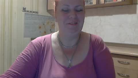 tatyanka_ online show from September 17, 2025, 1:07 am