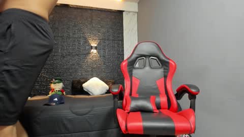  T A U R U S  online show from November 30, 2025, 11:25 am