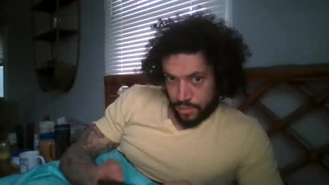 Snapshot of taurusbaeforever chatting on April 12, 2026, 11:15 am taurusbaeforever online show from April 12, 2026, 11:15 am