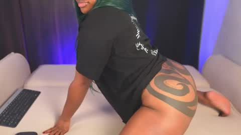 taurussfaiiry online show from March 4, 2026, 3:01 am