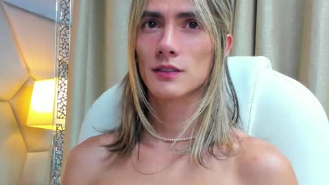 tayler_swift1 online show from February 1, 2025, 6:00 am