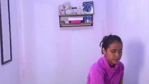 taylor lii0425 online show from May 15, 2026, 11:34 pm
