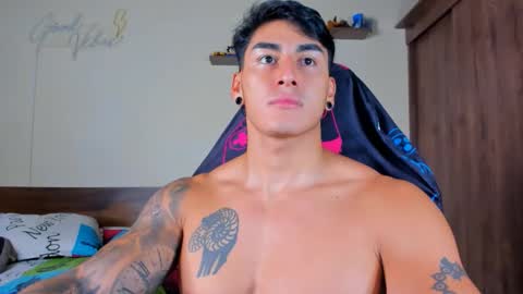 taylor_mclane1 online show from February 3, 2026, 2:22 pm