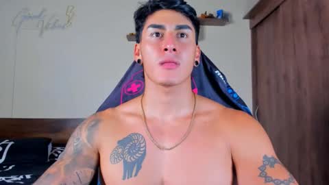 taylor_mclane1 online show from February 4, 2026, 6:14 pm