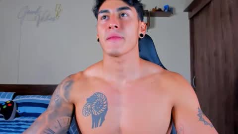 taylor_mclane1 online show from February 7, 2026, 6:44 pm