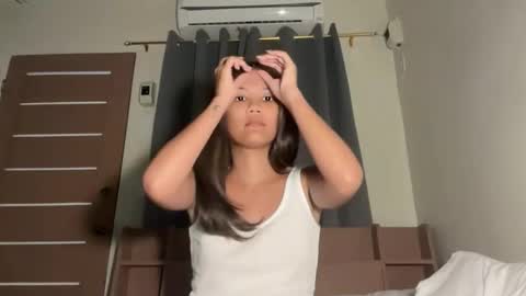 Snapshot of taylor_sue chatting on October 5, 2025, 5:11 pm taylor online show from October 5, 2025, 5:11 pm