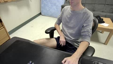 Snapshot of tbone_93 chatting on December 12, 2024, 11:40 am Tbone online show from December 12, 2024, 11:40 am