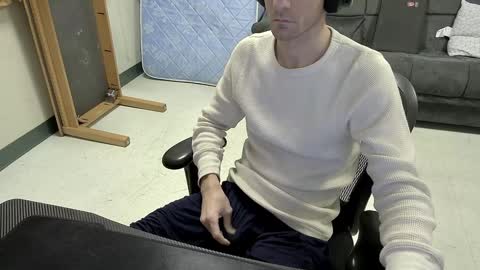 Snapshot of tbone_93 chatting on December 21, 2024, 1:10 pm Tbone online show from December 21, 2024, 1:10 pm