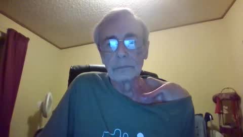 Snapshot of teak4u chatting on May 21, 2026, 2:18 am Teak online show from May 21, 2026, 2:18 am