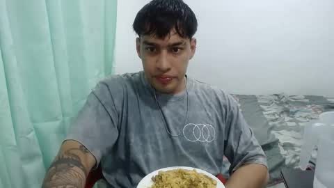 team23hot0 online show from January 1, 2025, 4:18 am