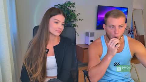 Snapshot of team2fit chatting on September 20, 2025, 7:09 am team2fit online show from September 20, 2025, 7:09 am