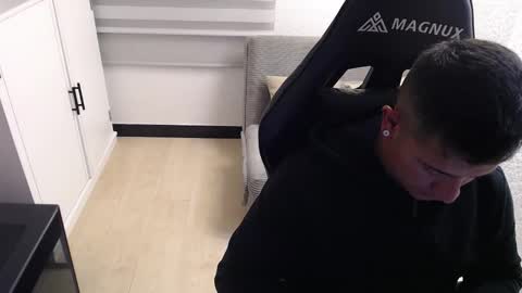 DYNAMITE DUO69 online show from March 18, 2026, 11:57 am