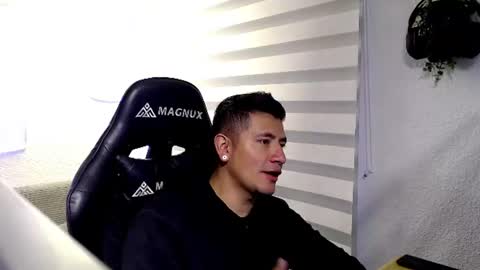 DYNAMITE DUO69 online show from June 12, 2026, 12:04 pm