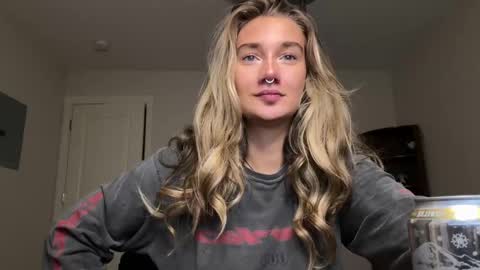 Katy online show from December 5, 2025, 3:37 am