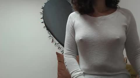 ALICIA--- online show from December 18, 2025, 8:20 am